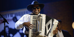 Nathan Williams with piano accordian